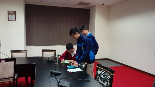 IMAG4115