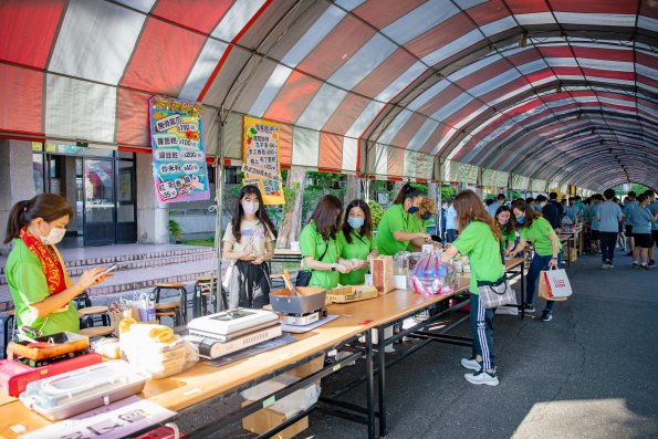 LINE_ALBUM_20221112_徐匯園遊會_221117_111