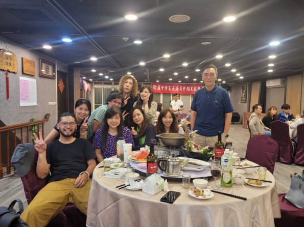 LINE_ALBUM_20230526家長會期末例會聚餐_230617_36