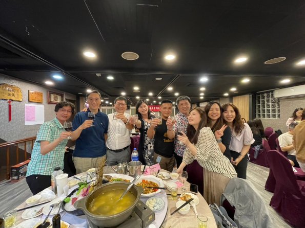 LINE_ALBUM_20230526家長會期末例會聚餐_230617_42