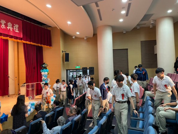 LINE_ALBUM_20230601高中畢業典禮_230617_31