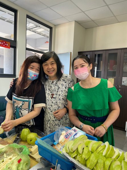 LINE_ALBUM_20230926教師節下午茶_231012_27