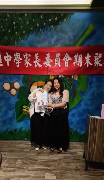 LINE_ALBUM_20240524家長委員期末餐會_240527_21