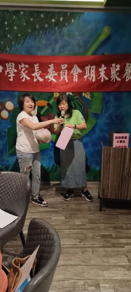 LINE_ALBUM_20240524家長委員期末餐會_240527_37