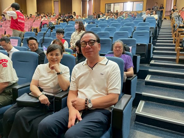 LINE_ALBUM_20250606國高中畢業典禮_250731_14