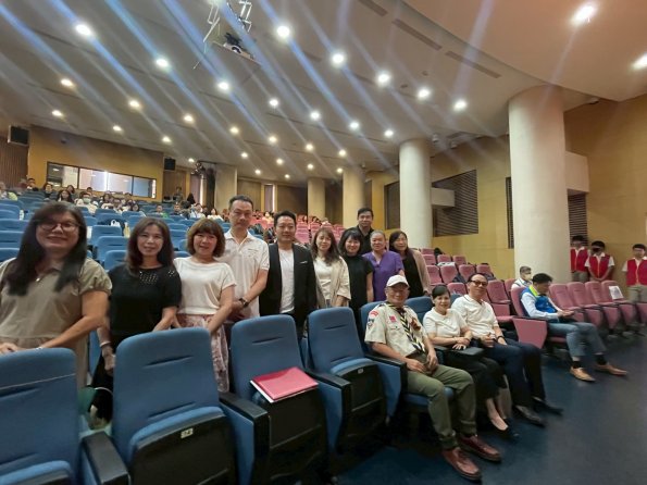 LINE_ALBUM_20250606國高中畢業典禮_250731_2